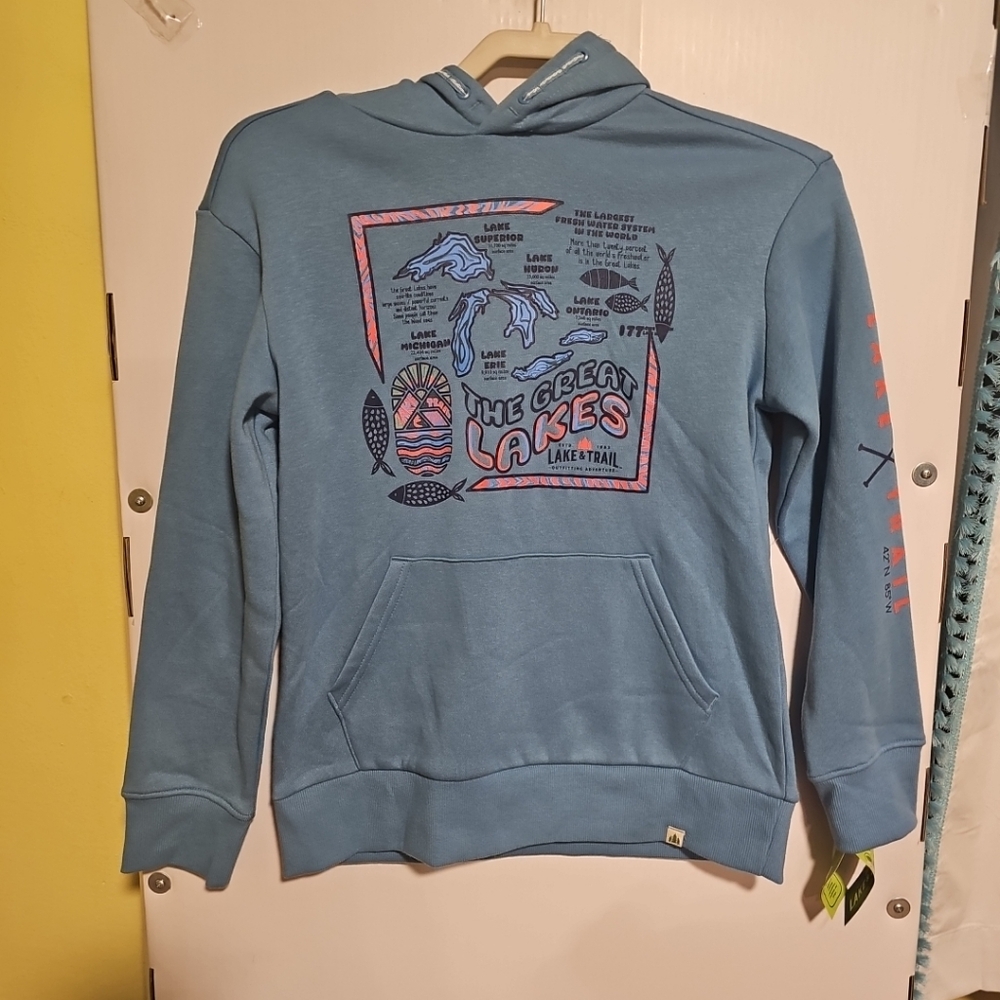 NWT Boy or Girl Size L(10/12) Lake & Trail The Great Lakes Hoodie Sweatshirt